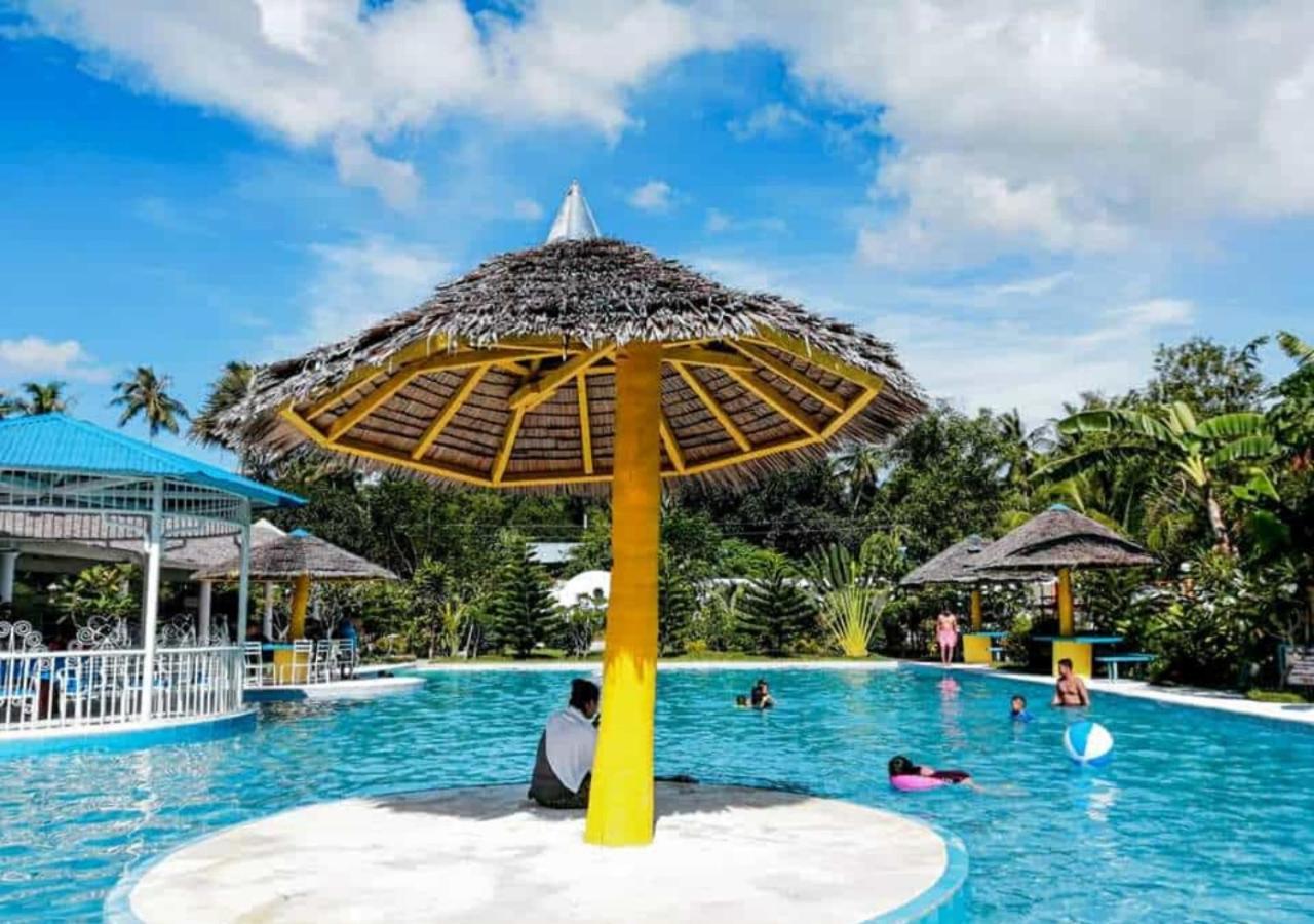 Sweetwater Resort Zamboanguita  エクステリア 写真