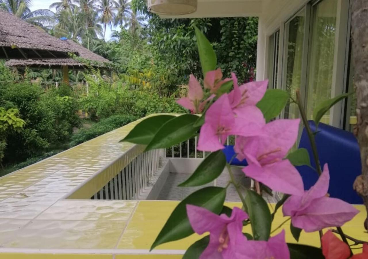 Sweetwater Resort Zamboanguita  エクステリア 写真